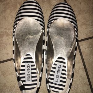 Women’s Steve Madden flats